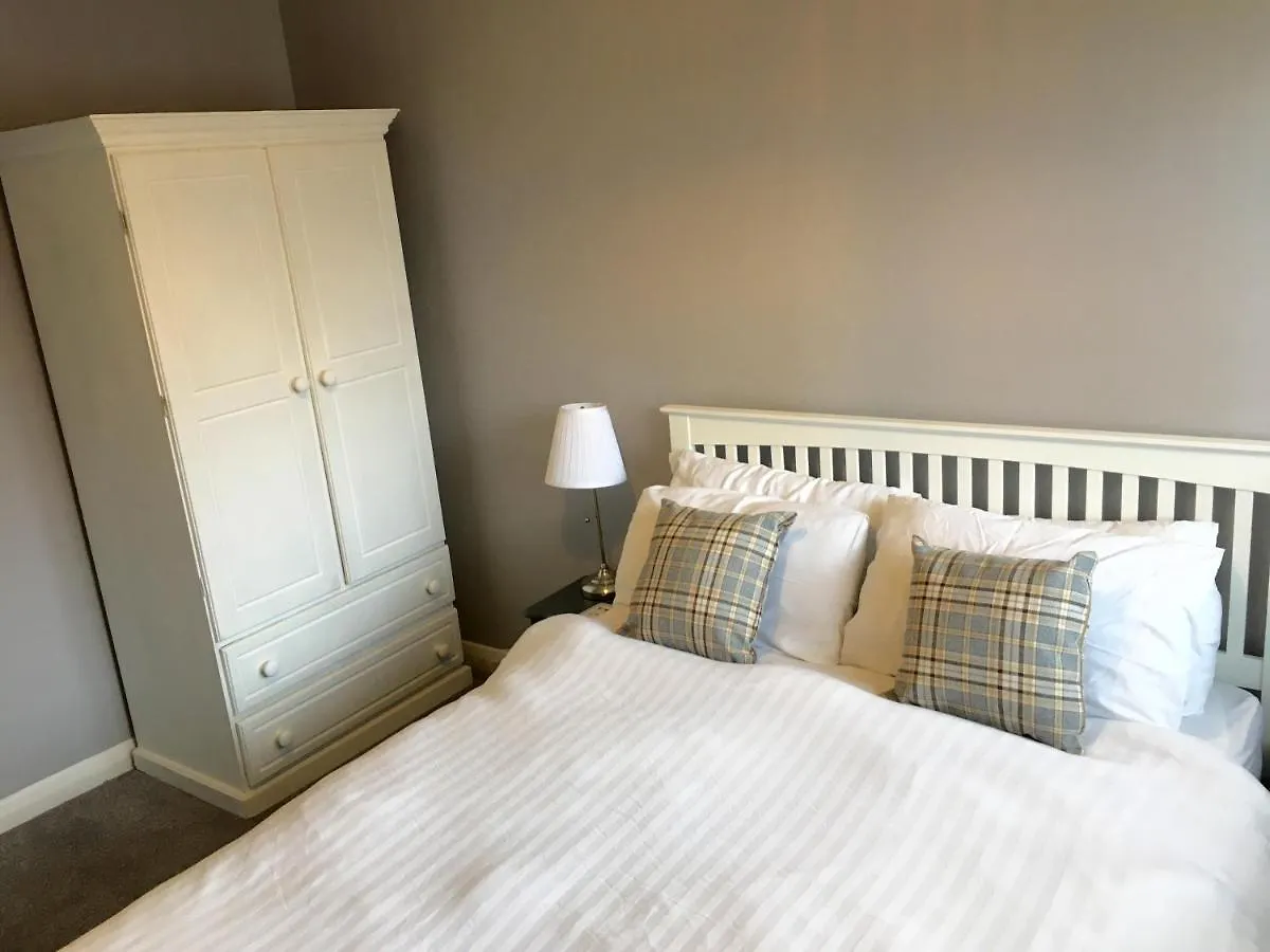 Apartment 61 Wetherby 0*,